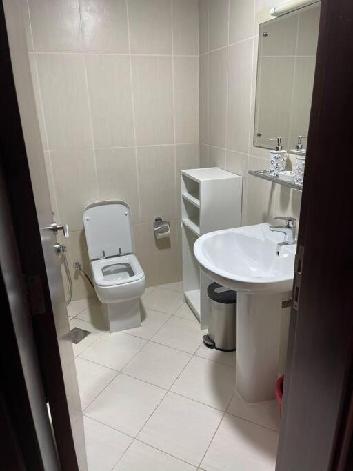 ראס אל חאימה Spacious Luxury Studio In Bab Al Bahr, Marjan Island מראה חיצוני תמונה