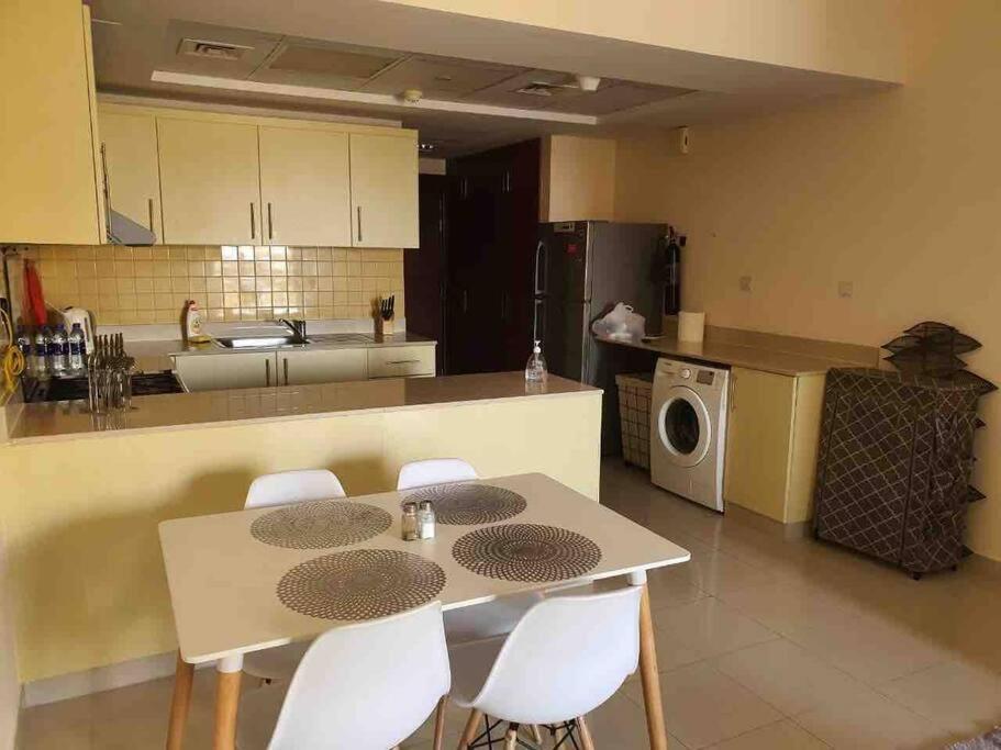 ראס אל חאימה Spacious Luxury Studio In Bab Al Bahr, Marjan Island מראה חיצוני תמונה